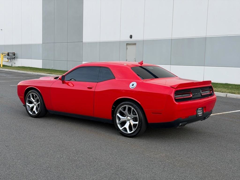 Used 2016 Dodge Challenger SXT Plus image 9