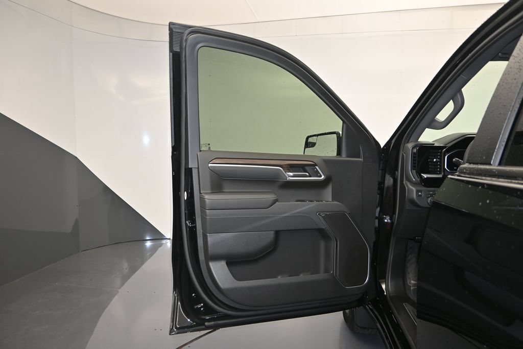 New 2026 Chevrolet Silverado 1500 LT AWD/4WD image 10