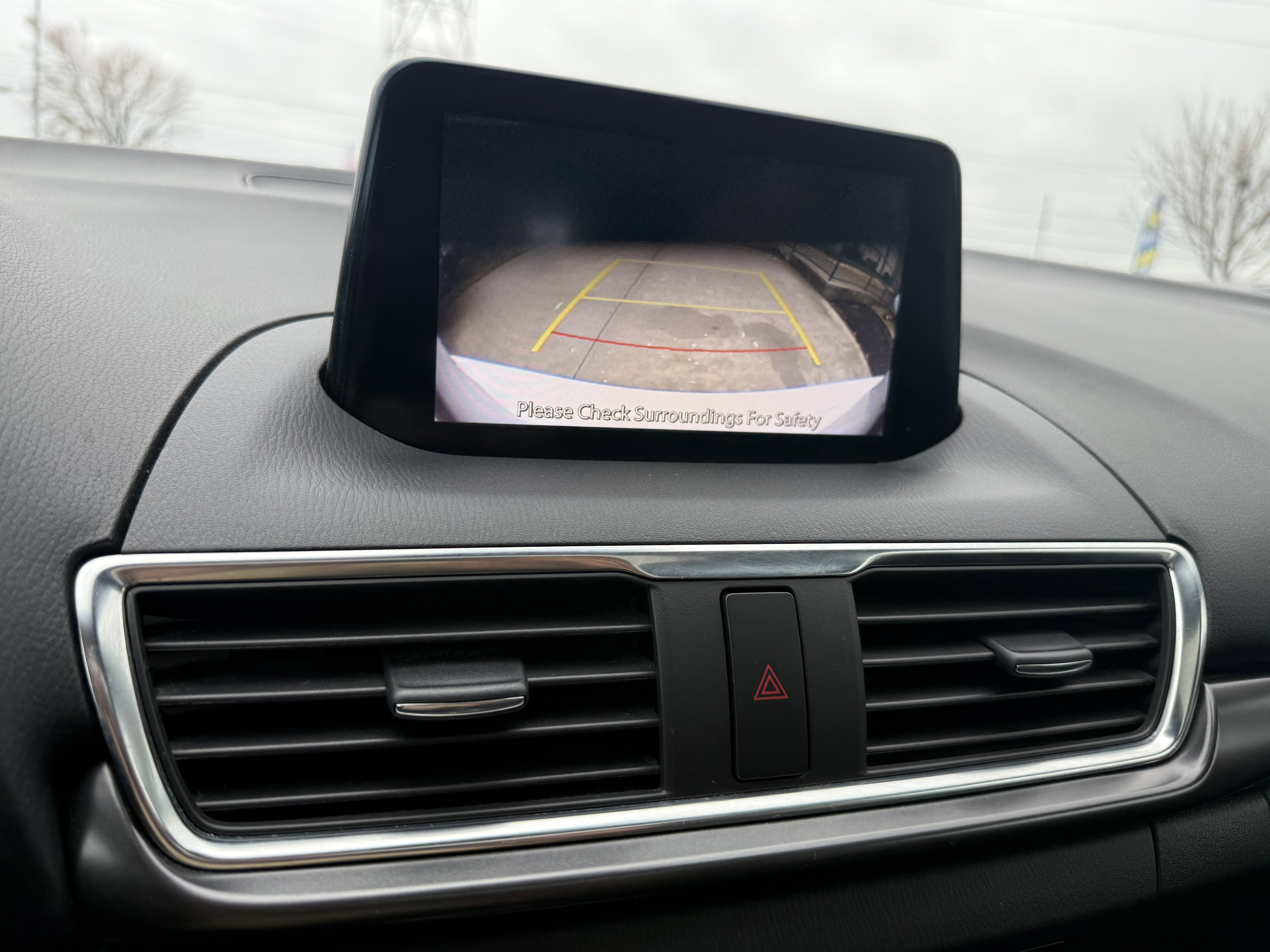 Used 2018 MAZDA MAZDA3 Grand Touring w/ Premium Equipment Package image 15