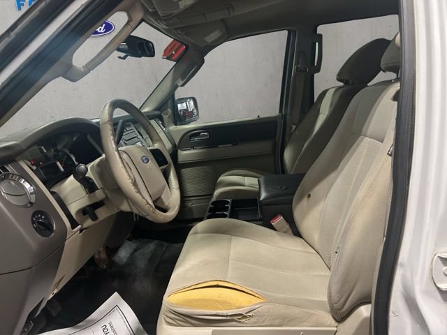 Used 2010 Ford Expedition XLT AWD/4WD image 4