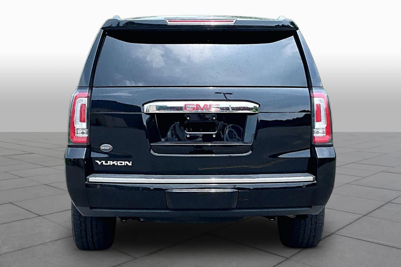 Used 2019 GMC Yukon Denali AWD/4WD image 5