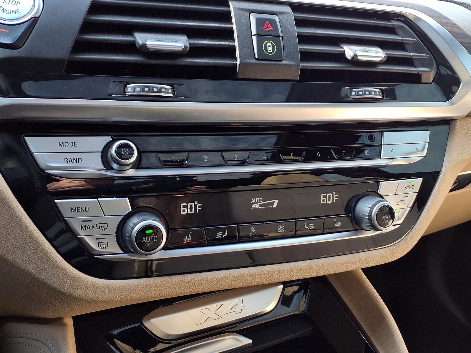 Used 2021 BMW X4 xDrive30i w/ Premium Package image 11