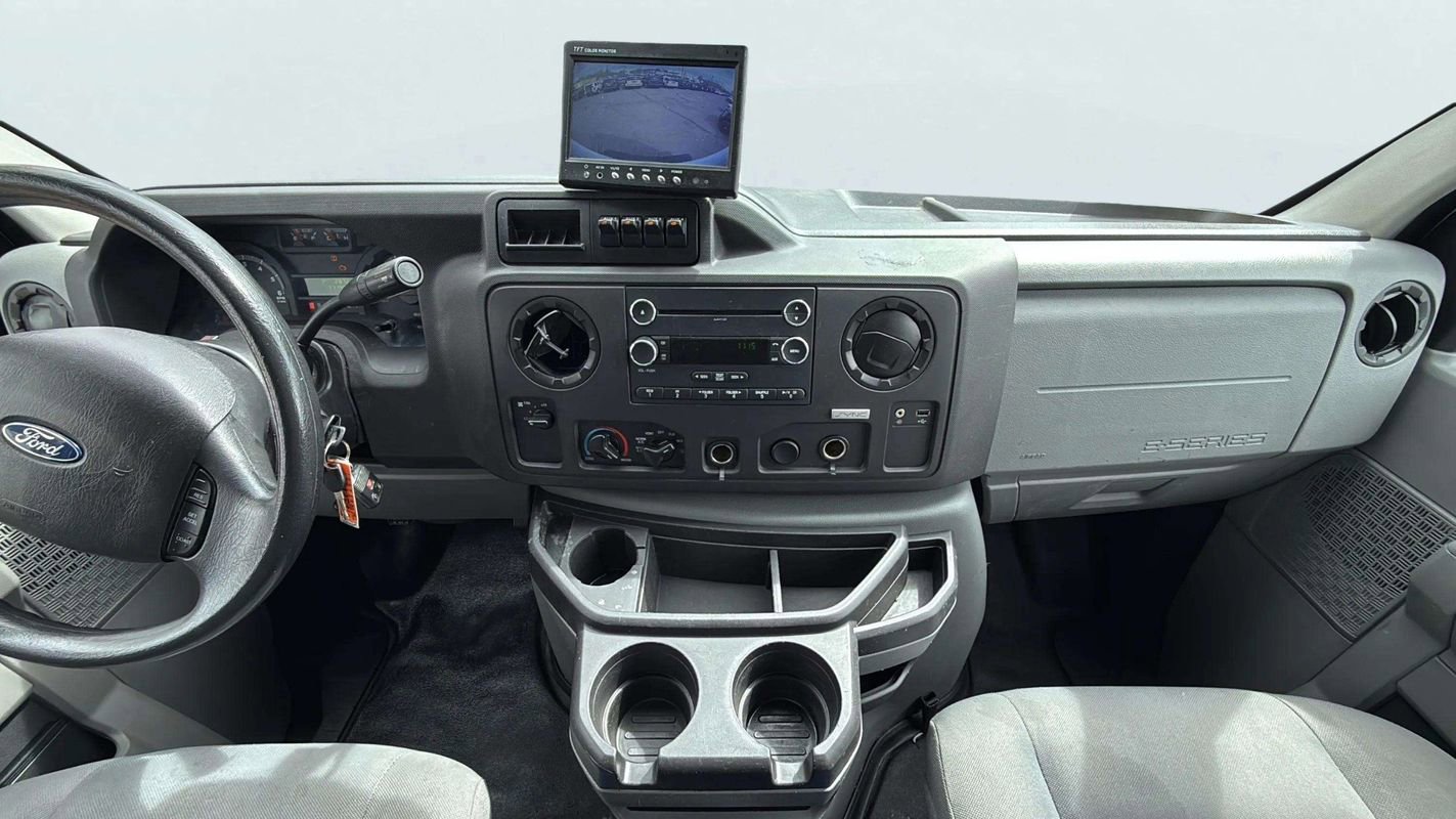 Used 2019 Ford E-350 and Econoline 350 Super Duty w/ Power Windows & Locks Group RWD image 12