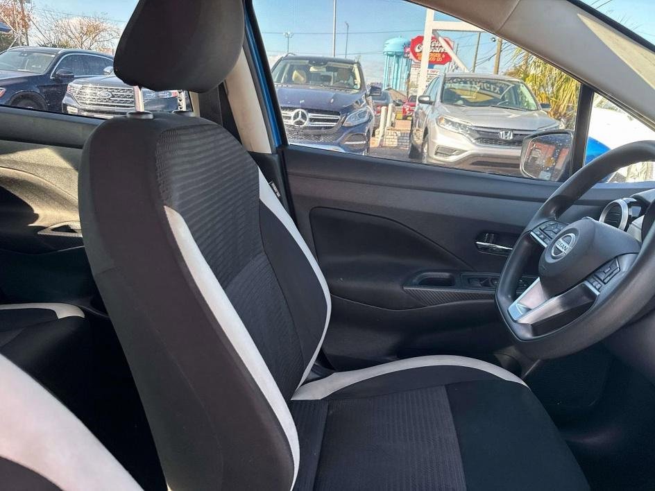 Used 2021 Nissan Versa SV image 12