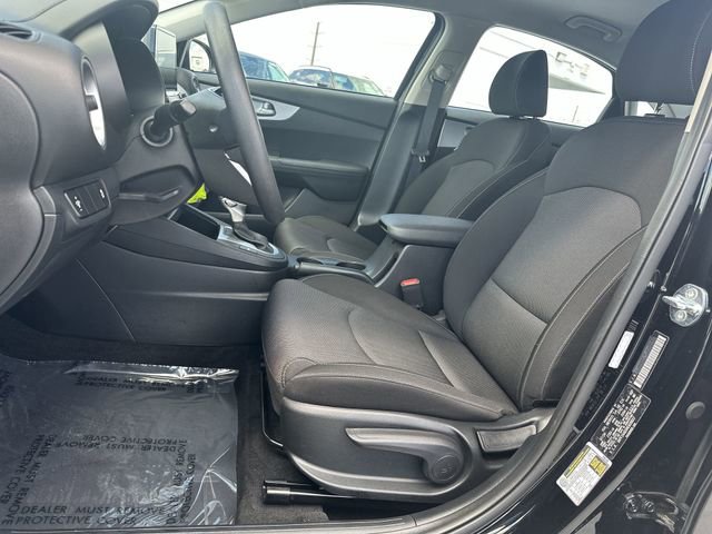 Used 2024 Kia Forte LXS image 27