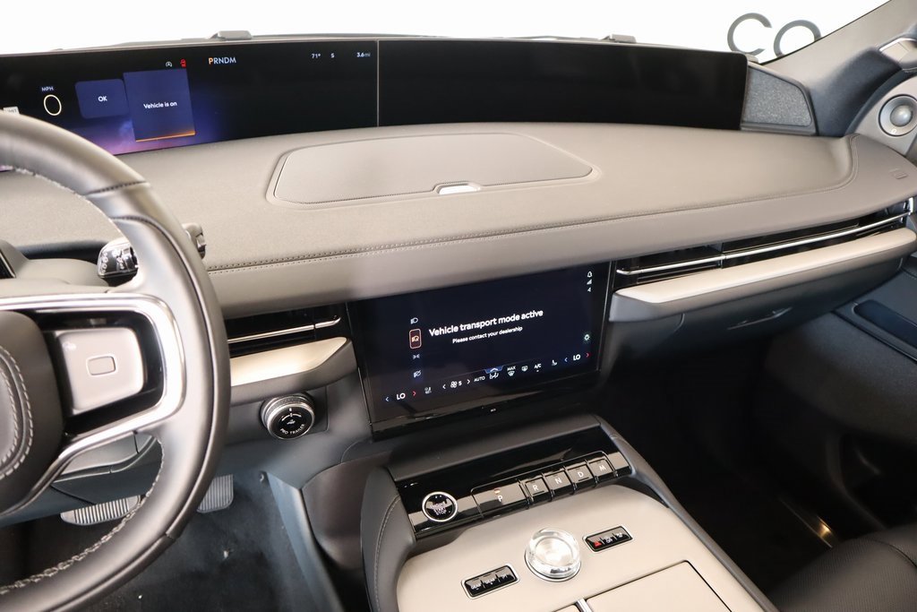 New 2025 Lincoln Navigator Reserve w/ Jet Appearance Package image 5