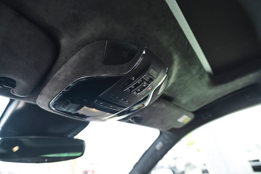 Used 2022 Maserati Levante F Tributo AWD/4WD image 37