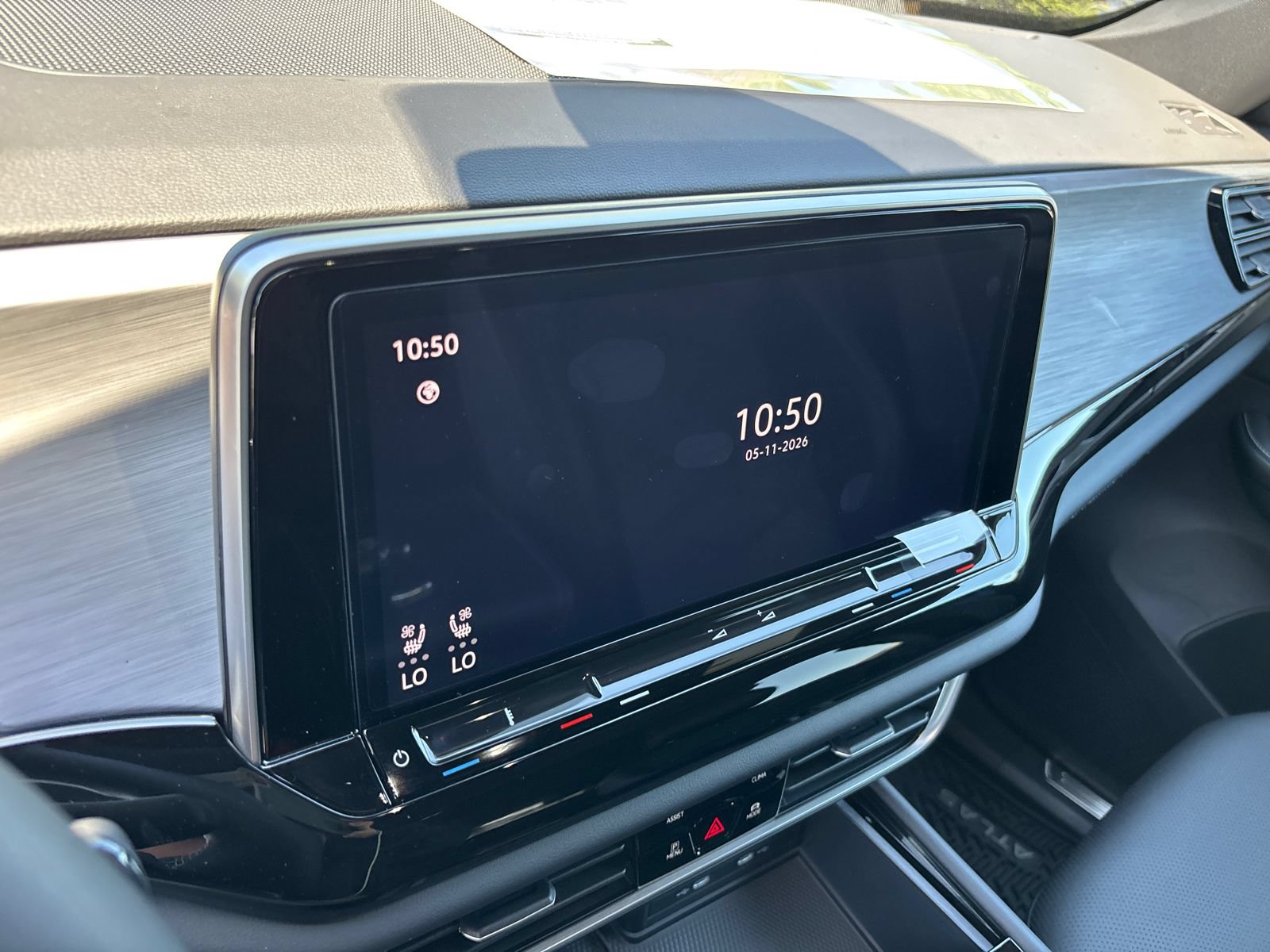 New 2026 Volkswagen Atlas Cross Sport SE AWD/4WD image 19