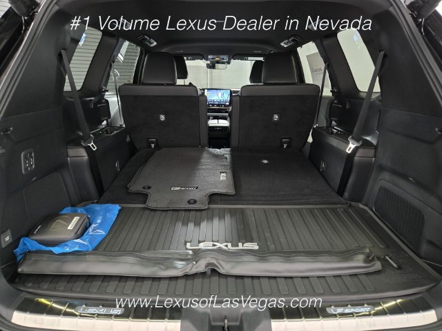 New 2026 Lexus TX 500h AWD image 11