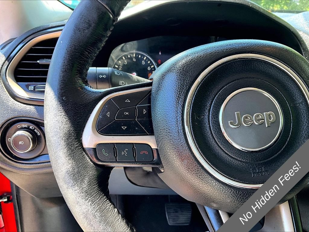Used 2017 Jeep Renegade Limited FWD image 16