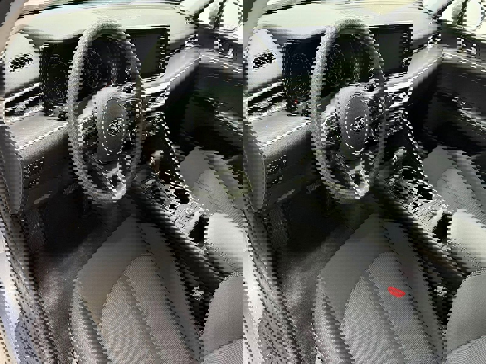 Used 2021 Kia K5 LX image 21