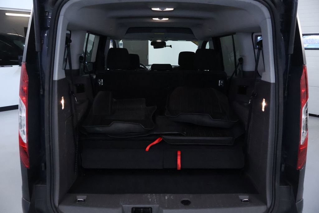Used 2020 Ford Transit Connect XL image 16