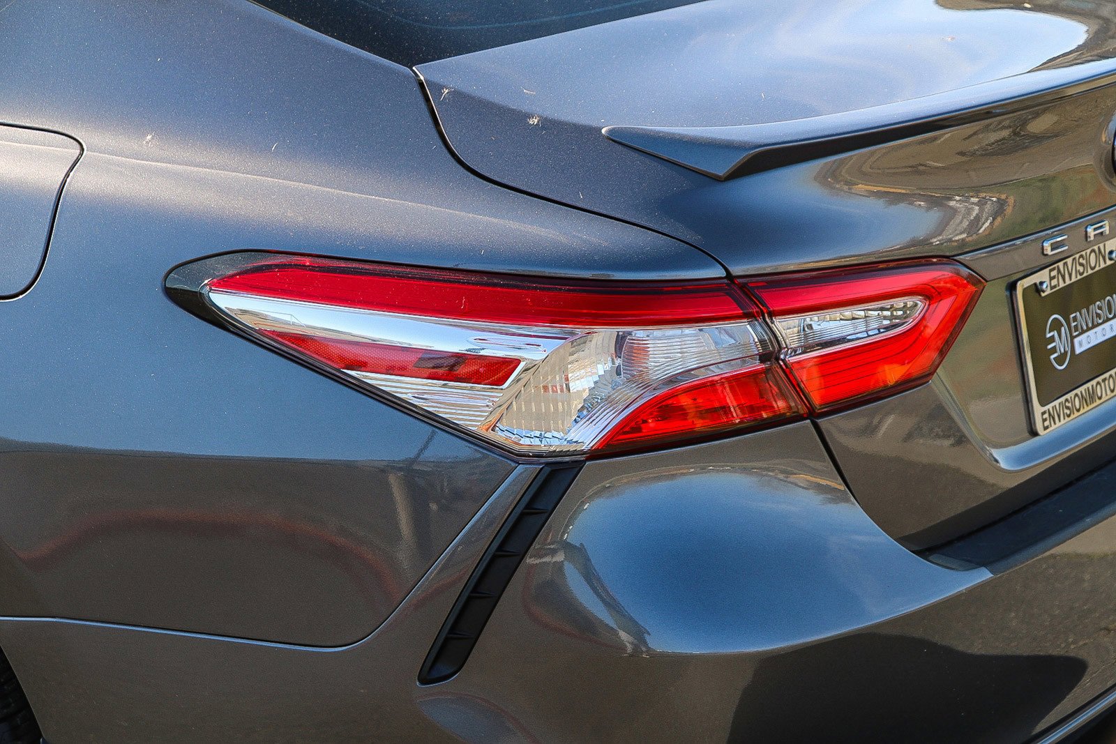 Used 2020 Toyota Camry SE image 11