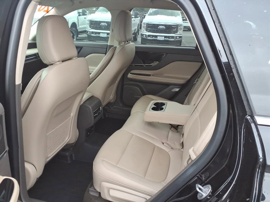 Used 2023 Lincoln Corsair Reserve image 24