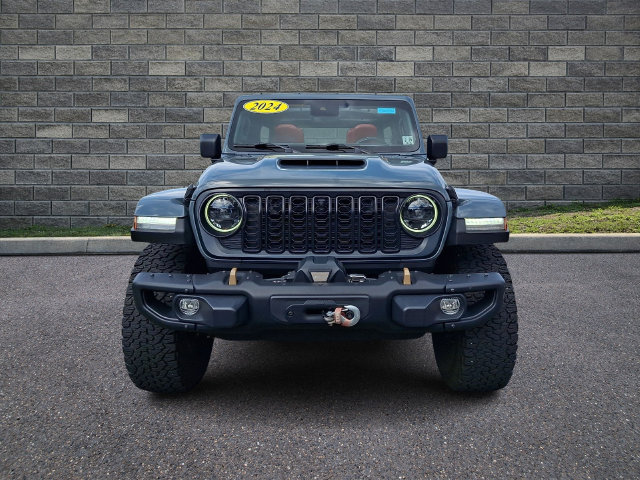 Used 2024 Jeep Wrangler Unlimited Rubicon 392 AWD/4WD image 2