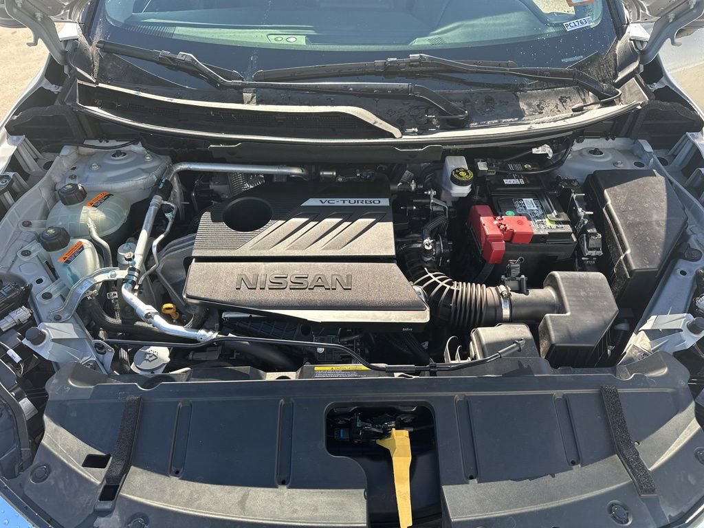 Used 2024 Nissan Rogue SV image 28