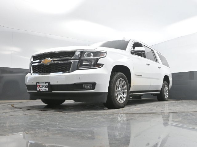 Used 2019 Chevrolet Suburban LT AWD/4WD image 41