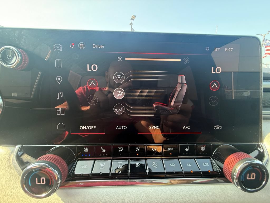 Used 2024 GMC Canyon AT4X AWD/4WD image 30