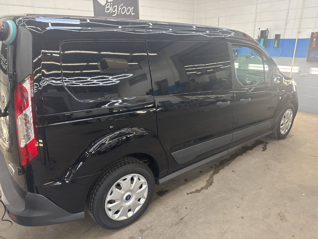 Used 2015 Ford Transit Connect XLT FWD image 17