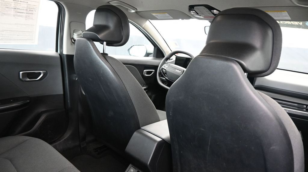 Used 2025 Kia K4 LXS FWD image 15