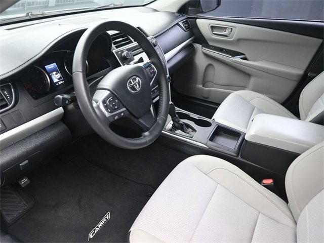 Used 2017 Toyota Camry SE image 18