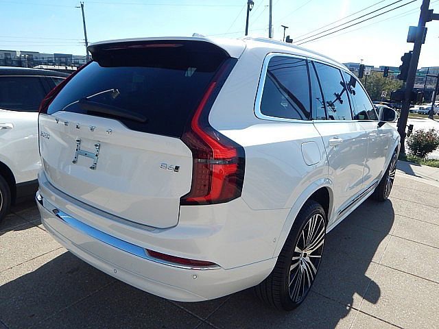 Certified 2026 Volvo XC90 B6 Ultra image 5
