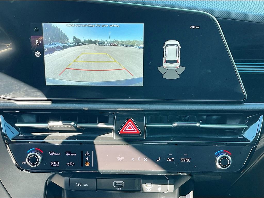 Certified 2024 Kia Niro EX image 16