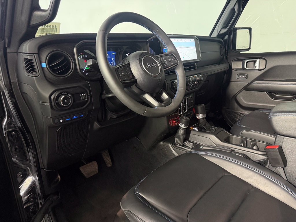 Used 2024 Jeep Wrangler Unlimited Rubicon 4xe AWD/4WD image 12