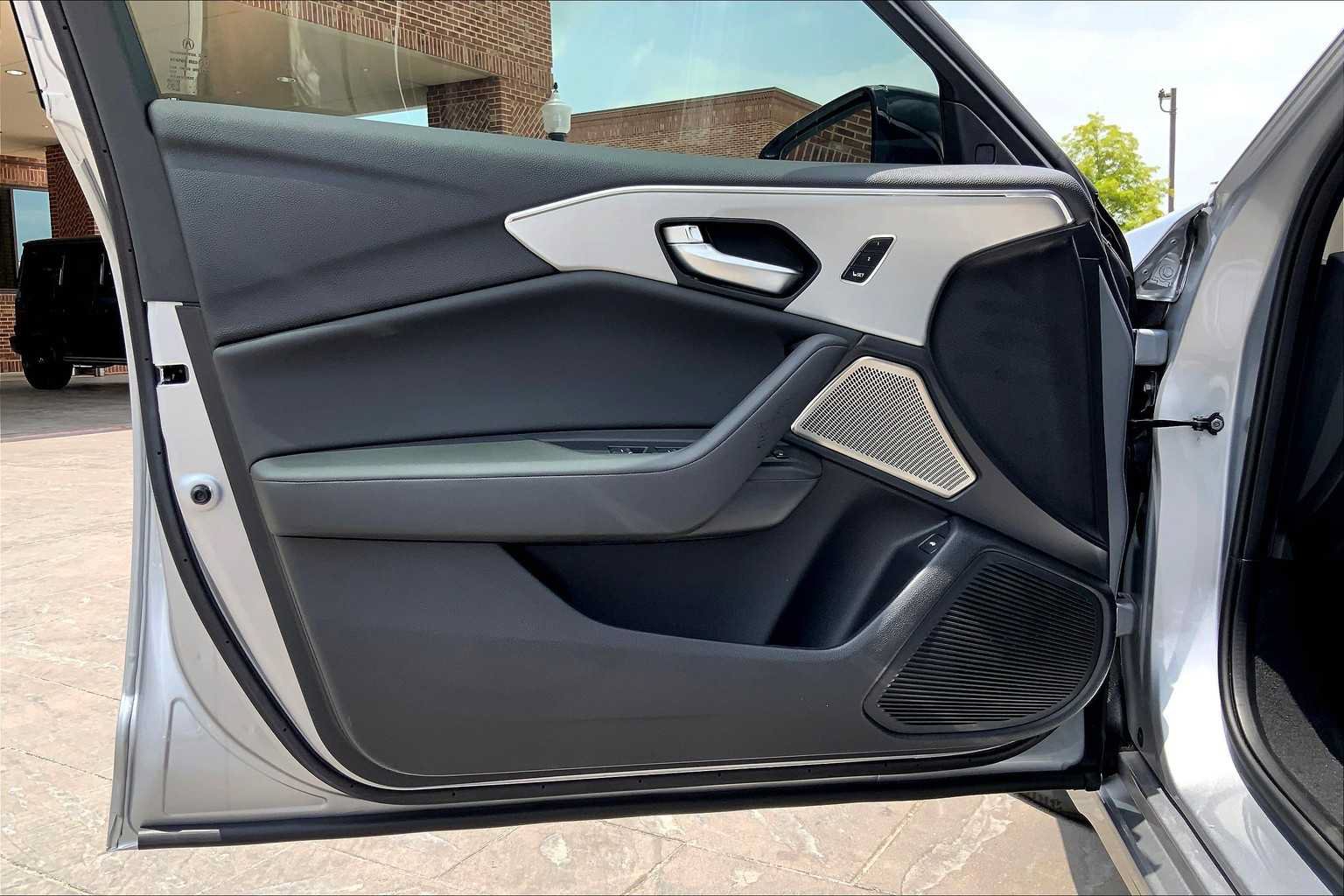 New 2025 Acura TLX w/ Technology Package FWD image 16