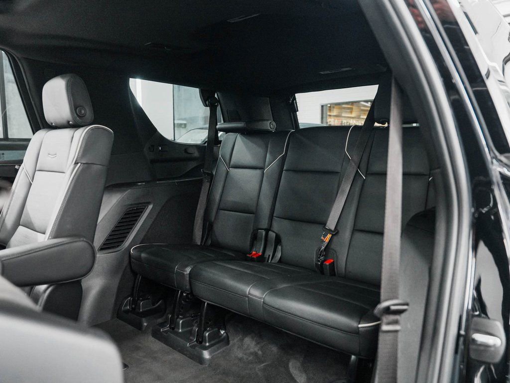 Used 2024 Cadillac Escalade Sport image 32