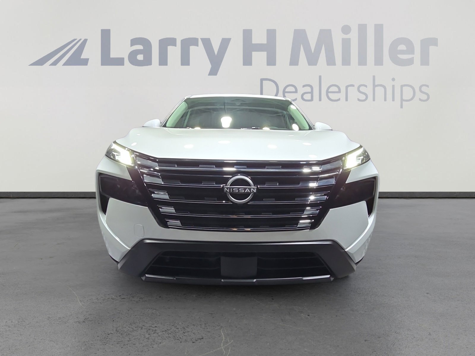 New 2026 Nissan Rogue SV image 8