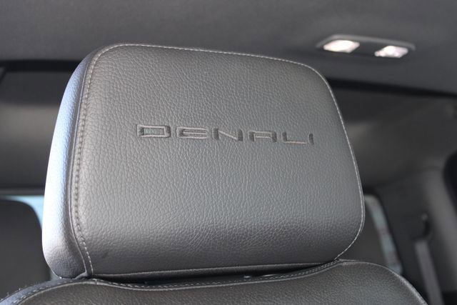 Used 2022 GMC Sierra 2500 Denali w/ Denali Ultimate Package image 28