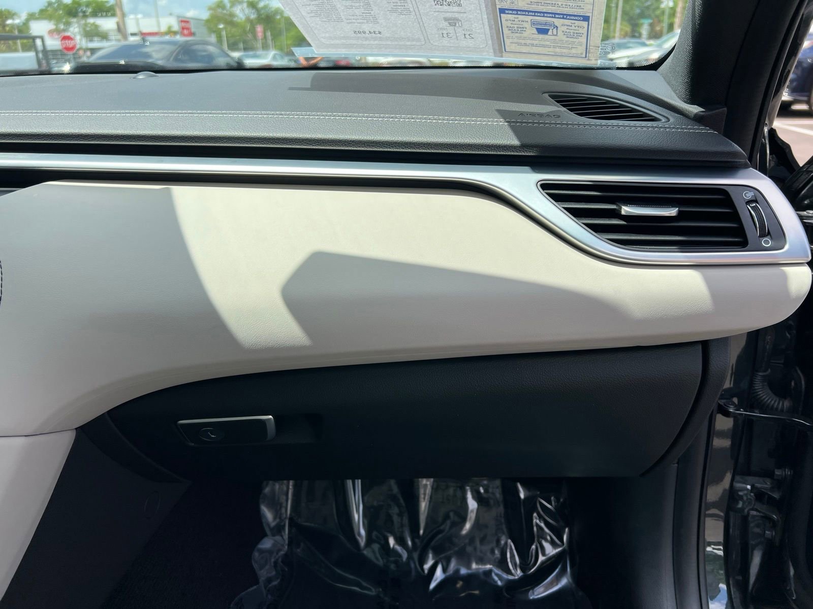Used 2023 Genesis G70 2.0T w/ Sport Prestige Package RWD image 65