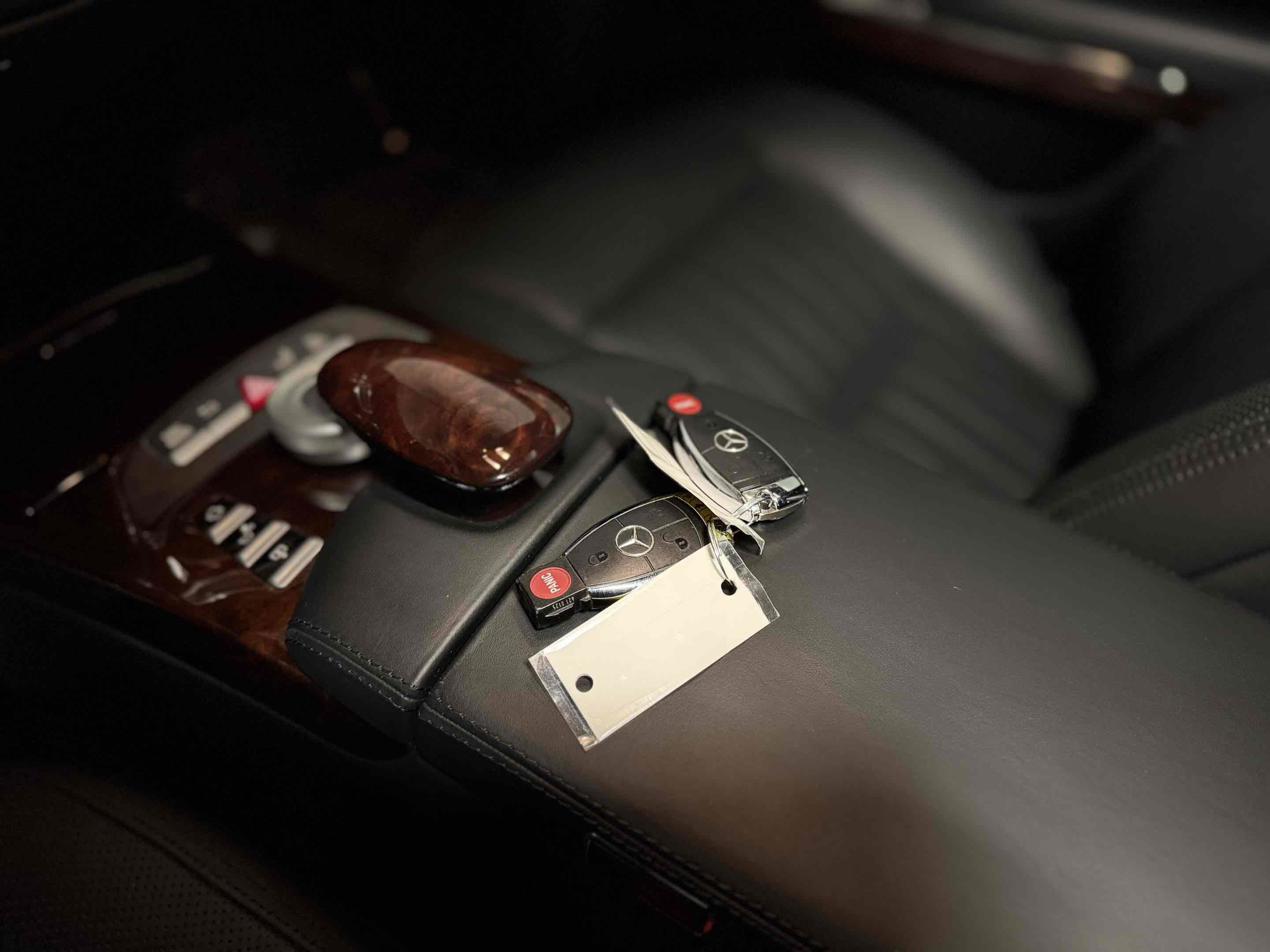 Used 2010 Mercedes-Benz S 600 image 9