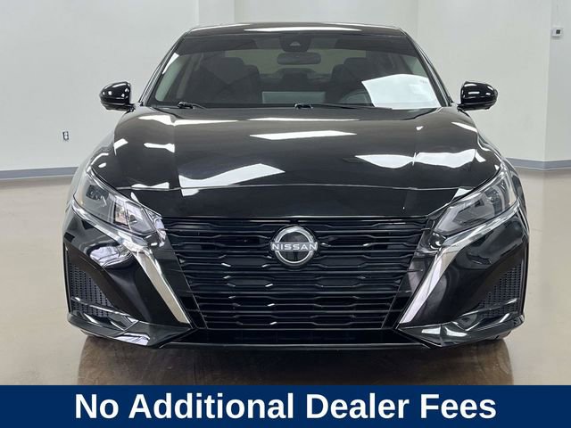 Used 2025 Nissan Altima 2.5 SL FWD video 2