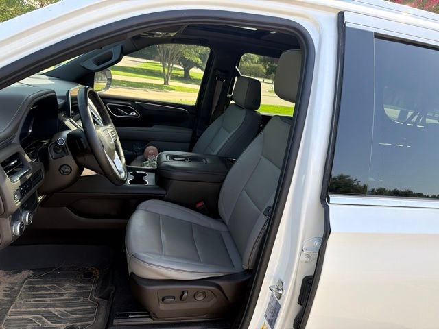 Used 2024 GMC Yukon XL SLT w/ SLT Luxury Package RWD image 6