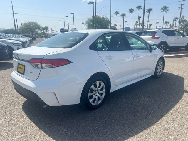 Used 2025 Toyota Corolla LE FWD image 3
