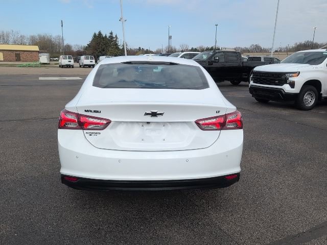 Used 2024 Chevrolet Malibu LT w/ Sport Edition FWD image 7