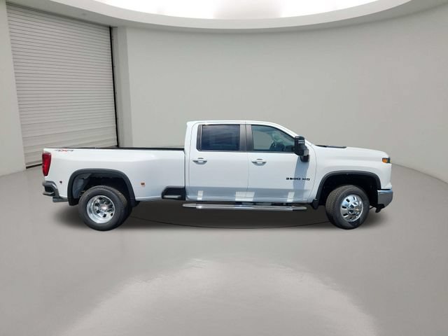 New 2026 Chevrolet Silverado 3500 LT w/ All Star Edition AWD/4WD image 8