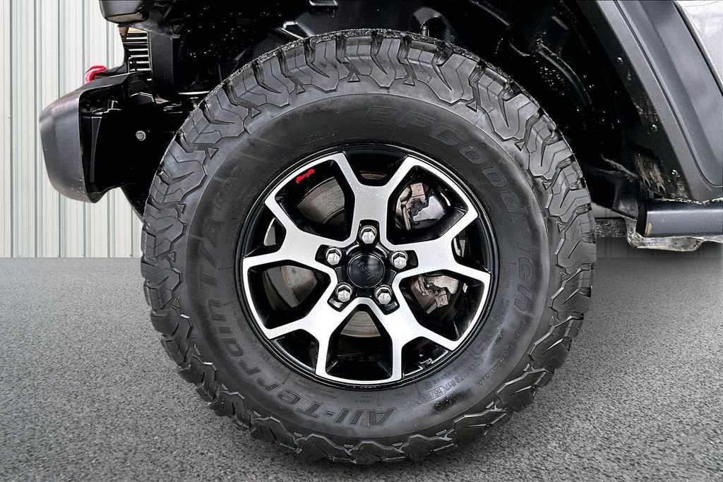 Used 2021 Jeep Wrangler Unlimited Rubicon w/ LED Lighting Group AWD/4WD image 34