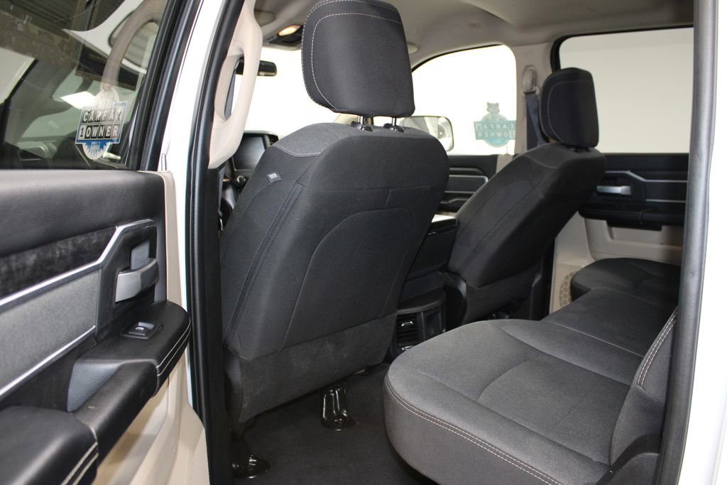 Used 2022 RAM 3500 Big Horn image 27