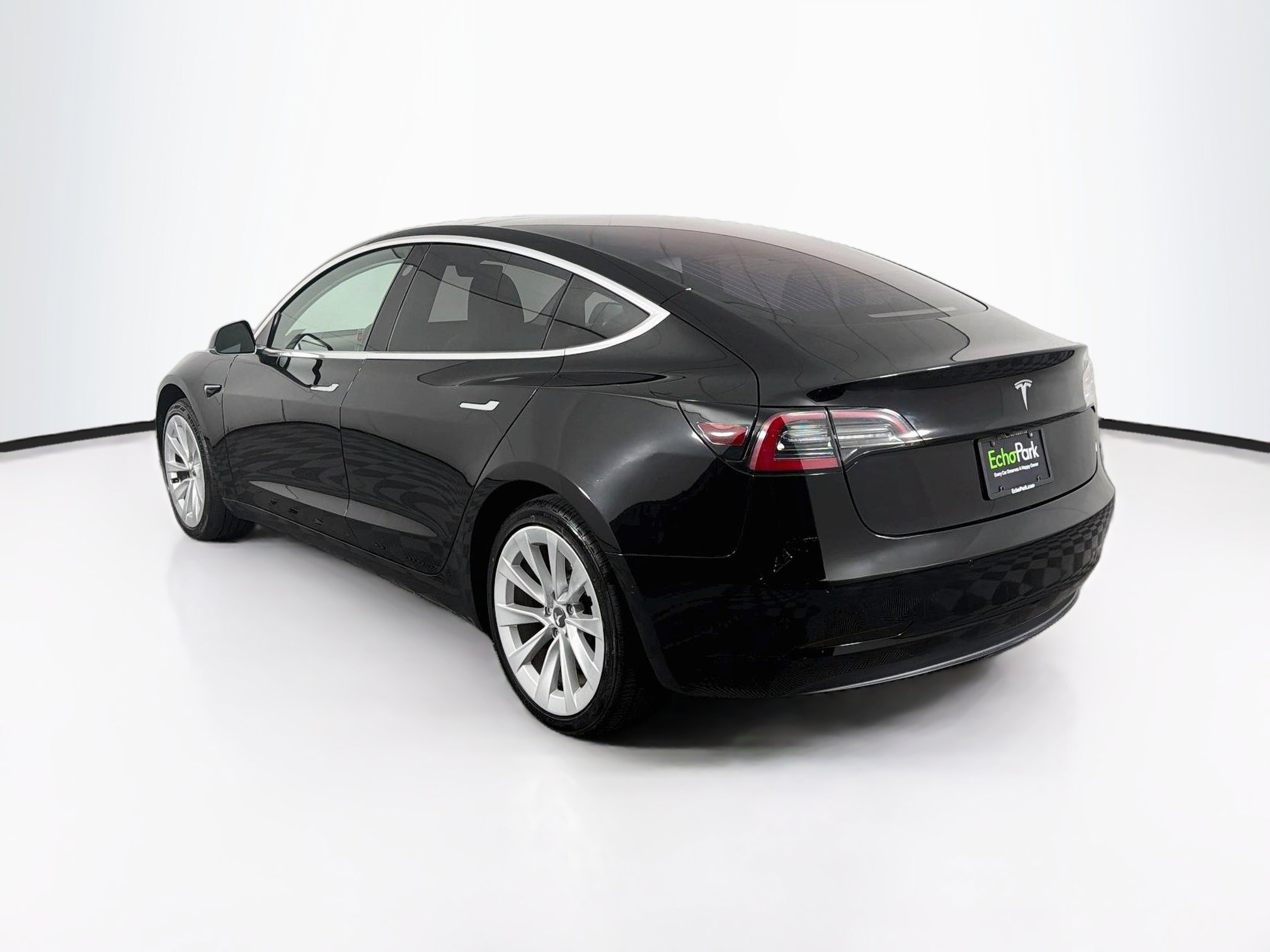 Used 2018 Tesla Model 3 Long Range RWD image 5