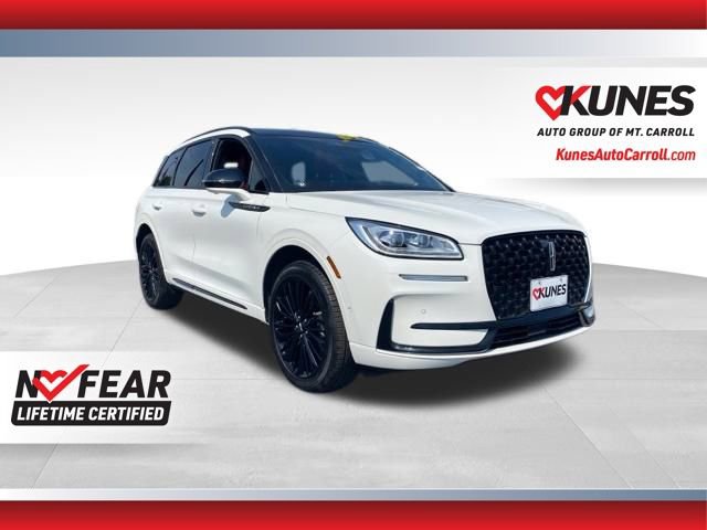 Used 2023 Lincoln Corsair Reserve w/ Equipment Group 202A image 1