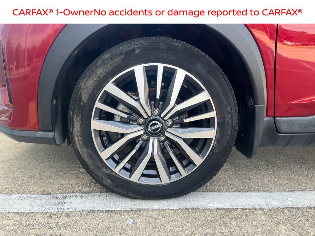 Certified 2022 Nissan Kicks SV FWD image 10