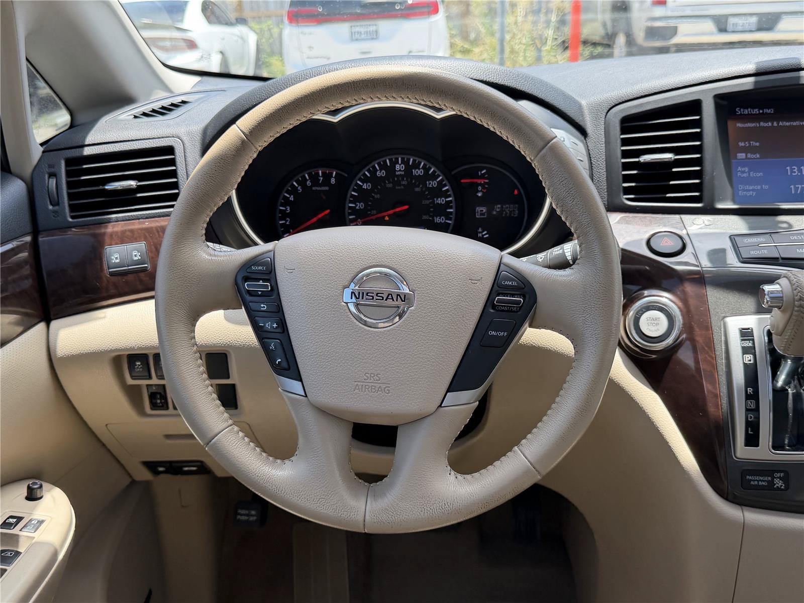 Used 2015 Nissan Quest Platinum FWD image 21