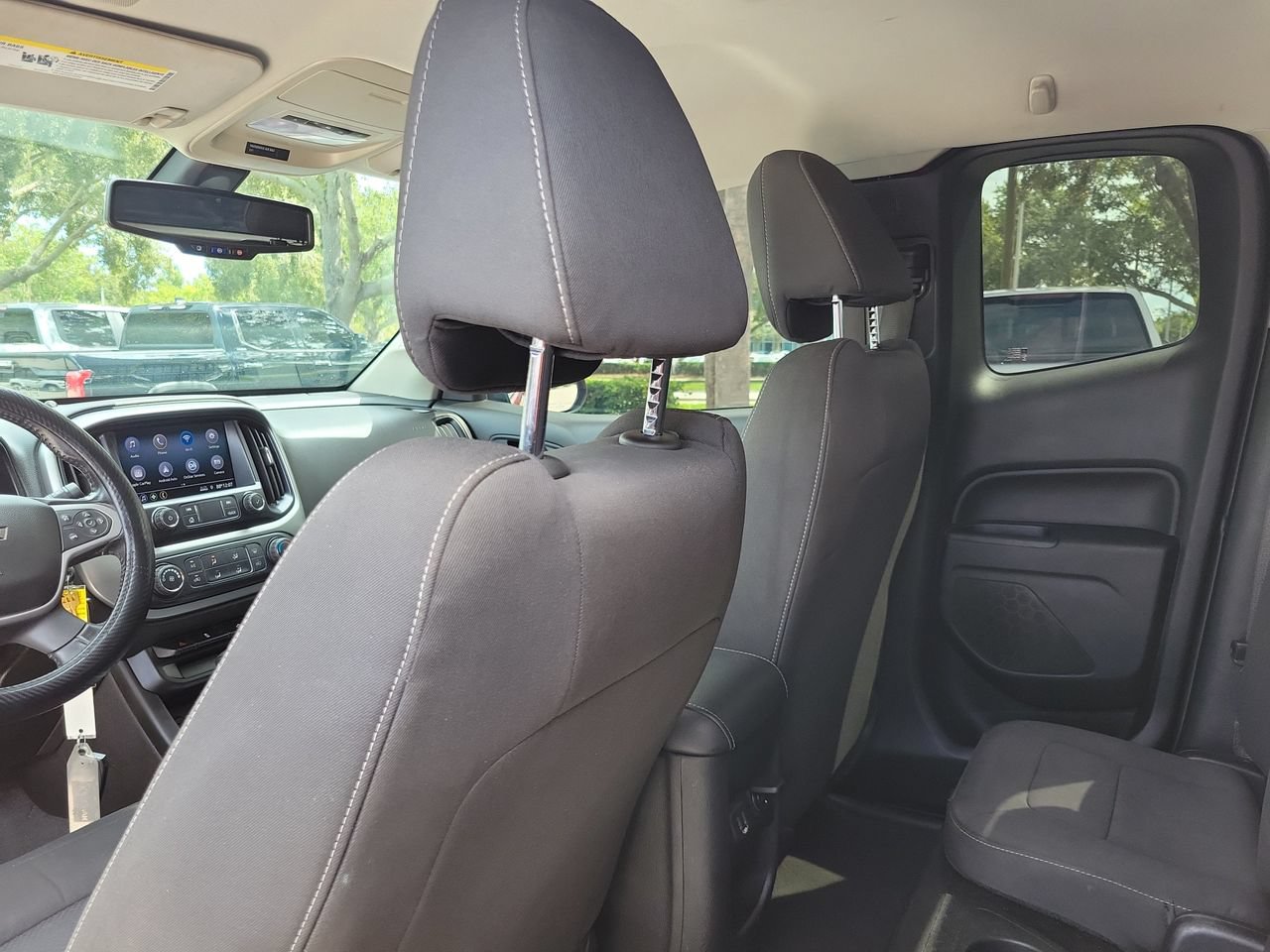 Used 2021 Chevrolet Colorado LT w/ LPO, Power Package RWD image 9