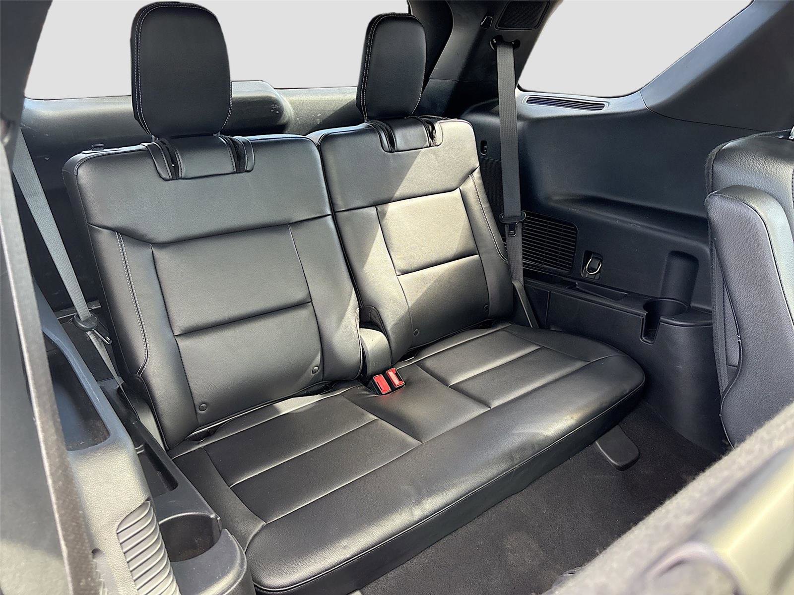 Used 2020 Ford Explorer ST w/ Premium Technology Package image 28