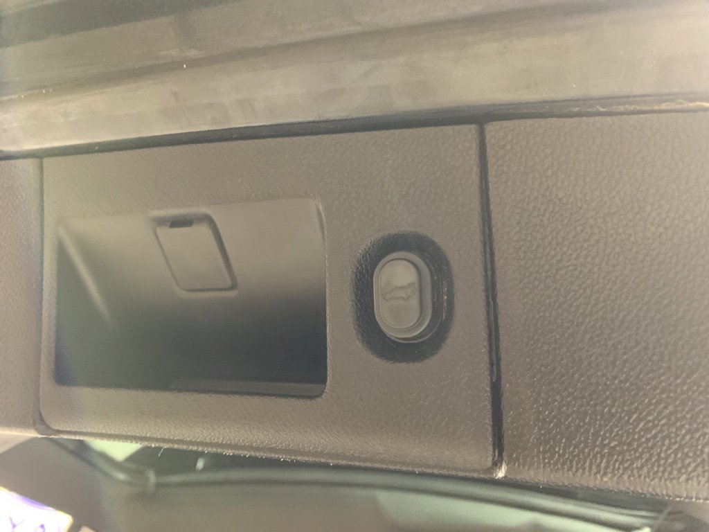 Used 2018 GMC Yukon XL Denali w/ Denali Ultimate Package image 38