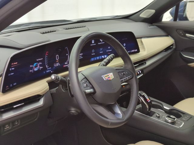 Certified 2024 Cadillac XT4 Premium Luxury w/ Technology Package AWD/4WD image 9
