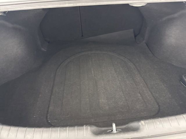 Used 2021 Hyundai Elantra Limited image 26